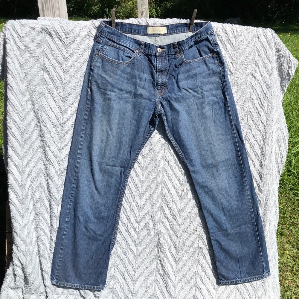 Wrangler slim straight jeans